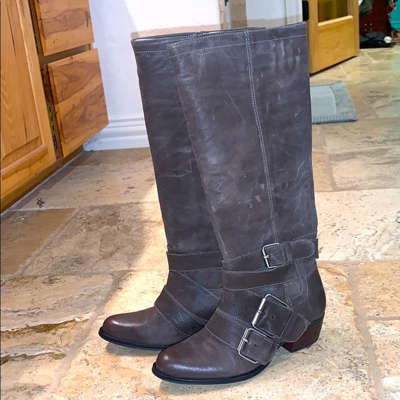 Gianni Bini Shoes - Gianni Bini boots, size 6 1/2